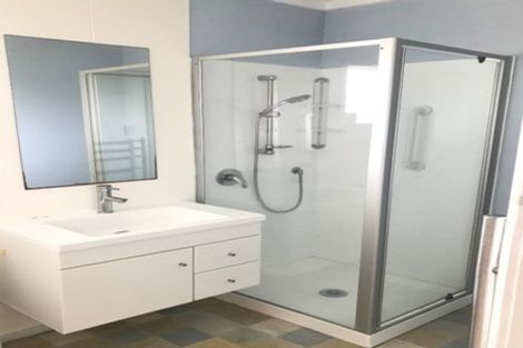 Photo of property in 2/11 Winscombe Street, Belmont, Auckland, 0622