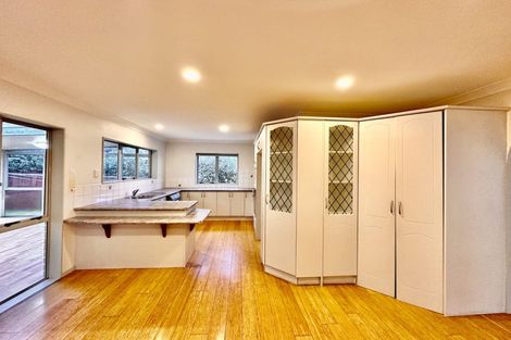 Photo of property in 47 Ransom Smyth Drive, Goodwood Heights, Auckland, 2105