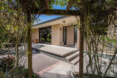 Photo of property in 32 Kerrytown Road, Levels, Timaru, 7975