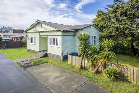 Photo of property in 14 Golf Avenue, Otahuhu, Auckland, 1062
