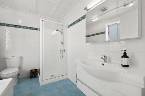 Photo of property in 2/44 Richmond Avenue, Northcote Point, Auckland, 0627