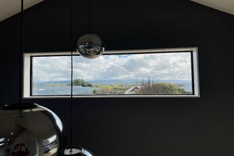 Photo of property in 42c Letterkenny Place, Blockhouse Bay, Auckland, 0600