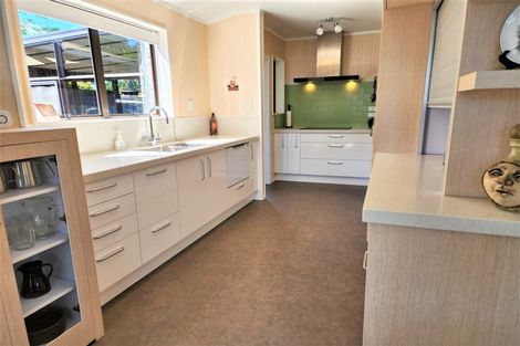 Photo of property in 8 Oak Place, Whakatane, 3120