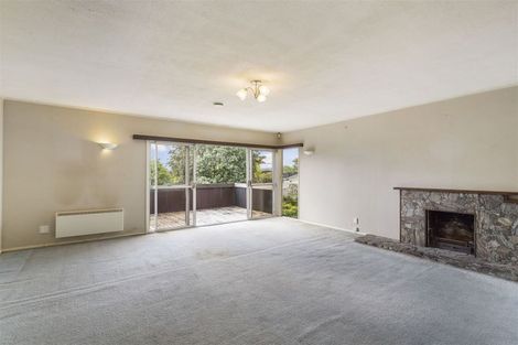 Photo of property in 10 Larne Avenue, Pakuranga Heights, Auckland, 2010