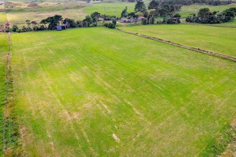 Photo of property in 955 Opua Road, Opunake, 4681