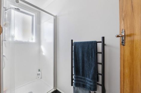 Photo of property in 8 Orlando Street, Stratford, 4332