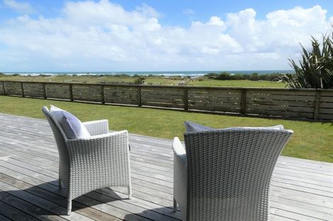 Photo of property in 14 Karoro Place, Karoro, Greymouth, 7805