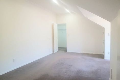 Photo of property in 60 Futuna Close, Karori, Wellington, 6012