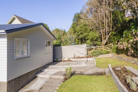 Photo of property in 16 Truscott Avenue, Johnsonville, Wellington, 6037