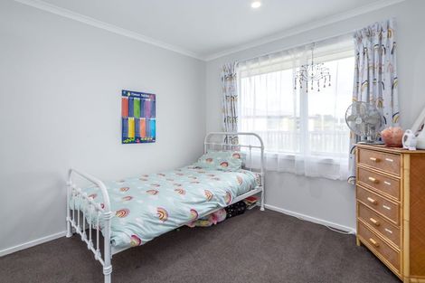 Photo of property in 4 Mckerrow Place, Featherston, 5710