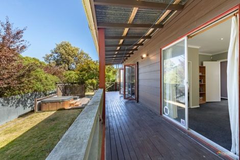 Photo of property in 676 Main Road North, Te Marua, Upper Hutt, 5018