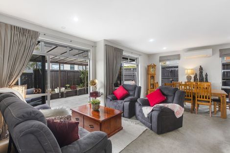 Photo of property in 13 Aldon Lane, The Gardens, Auckland, 2105