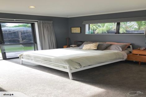 Photo of property in 16 Sarah Place, Papamoa Beach, Papamoa, 3118