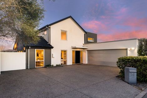Photo of property in 16 Riverbank Road, Northwood, Christchurch, 8051