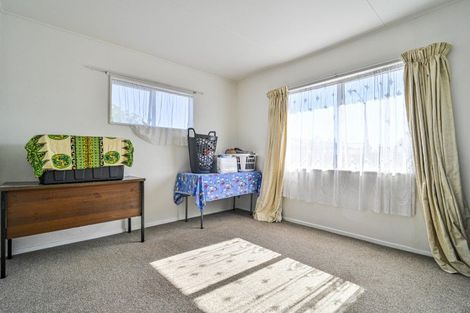 Photo of property in 8a Arklow Place, Flaxmere, Hastings, 4120