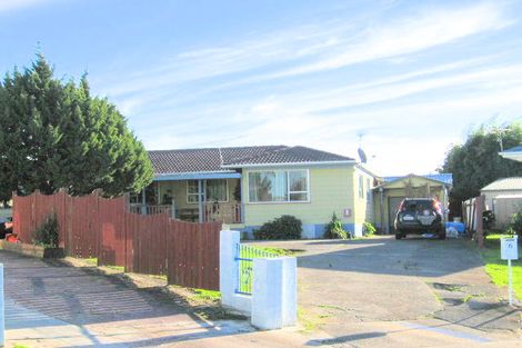 Photo of property in 6 Aria Place, Clover Park, Auckland, 2023