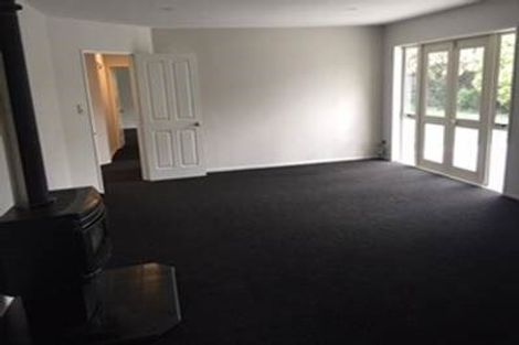 Photo of property in 21 Monterey Place, Parklands, Christchurch, 8083