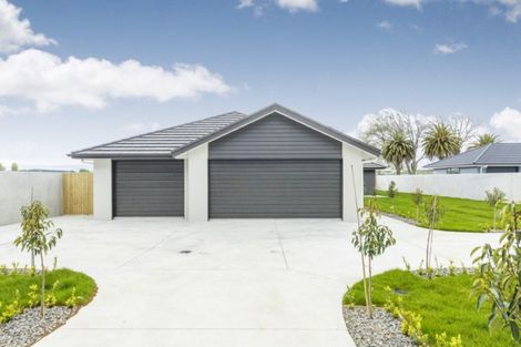 Photo of property in 5 Grand Oaks Drive, Awapuni, Palmerston North, 4412