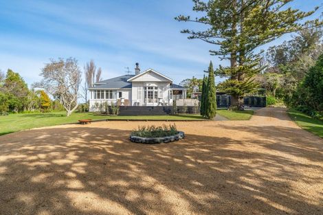 Photo of property in 33 Wairere Road, Belmont, Lower Hutt, 5010