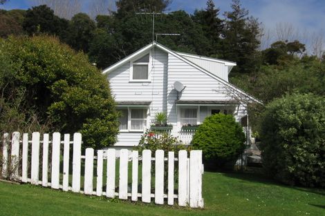 Photo of property in 16 Firth View Road, Te Puru, Thames, 3575