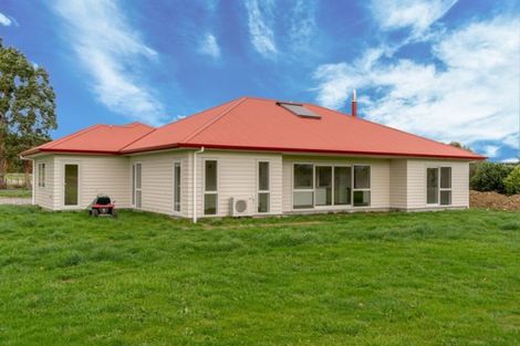 Photo of property in 672e Te Whiti Road, Te Whiti, Masterton, 5884