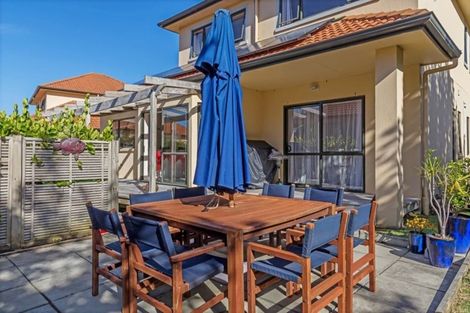 Photo of property in 46 Parkwood Crescent, Gulf Harbour, Whangaparaoa, 0930