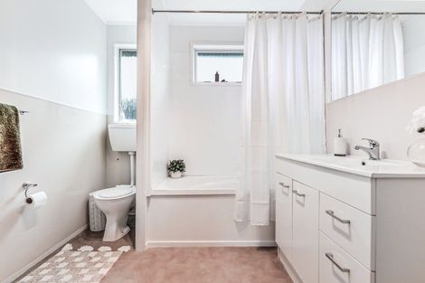 Photo of property in 4a Sandford Place, Chartwell, Hamilton, 3210