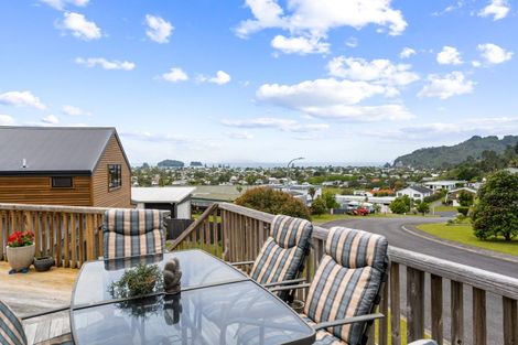 Photo of property in 115 Chevron Crescent, Whangamata, 3620