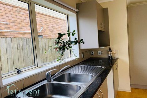 Photo of property in 9 Maypark Crescent, Flat Bush, Auckland, 2016