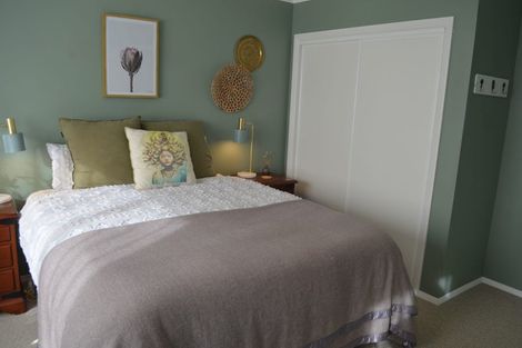 Photo of property in 137 Cornfoot Street, Castlecliff, Whanganui, 4501