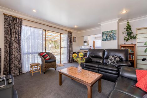 Photo of property in 4/1 Akehurst Avenue, New Lynn, Auckland, 0600