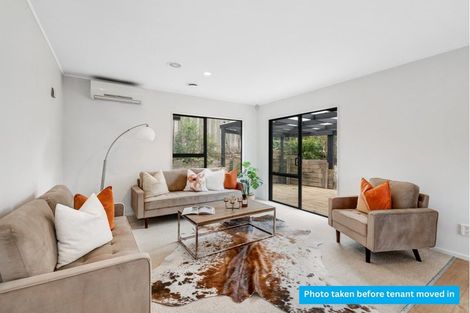 Photo of property in 1/1 Tern Place, Unsworth Heights, Auckland, 0632