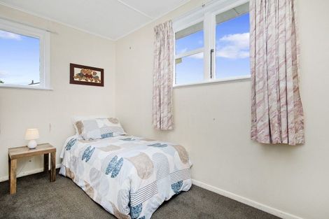 Photo of property in 11 Davis Crescent, Elderslea, Upper Hutt, 5018