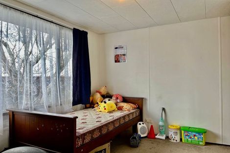 Photo of property in 15 Kotinga Avenue, Glen Eden, Auckland, 0602