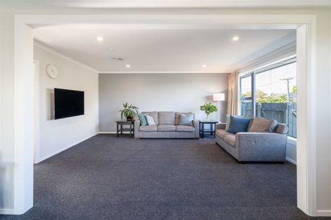 Photo of property in 12 Farrington Avenue, Bishopdale, Christchurch, 8053