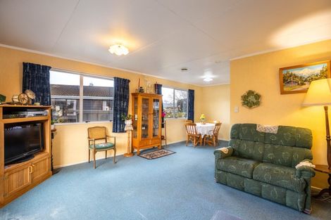 Photo of property in 36 Kowhai Street, Inglewood, 4330