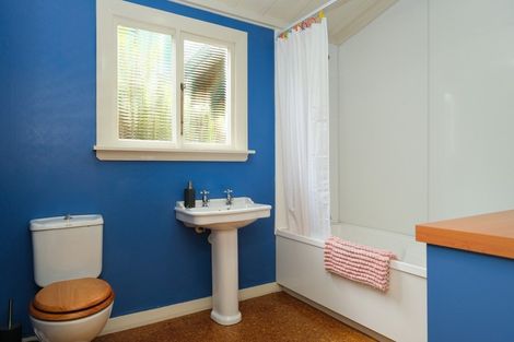 Photo of property in 69 Hunt Street, Andersons Bay, Dunedin, 9013