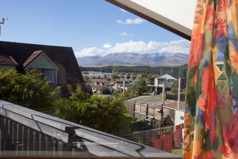 Photo of property in 1 Burnett Place, Lake Tekapo, 7999