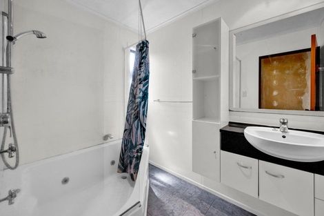 Photo of property in 4 Ponderosa Place, Opunake, 4616