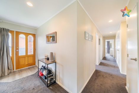 Photo of property in 1/1 Montgomery Street, Stokes Valley, Lower Hutt, 5019