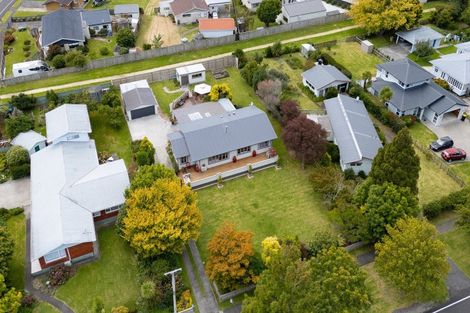 Photo of property in 38 Pipiroa Road, Ngatea, 3503