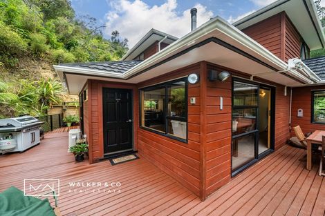 Photo of property in 87 Elmslie Road, Pinehaven, Upper Hutt, 5019