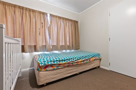Photo of property in 127 Shifnal Drive, Randwick Park, Auckland, 2105