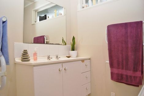 Photo of property in 53 Waitaki Street, Henderson, Auckland, 0612