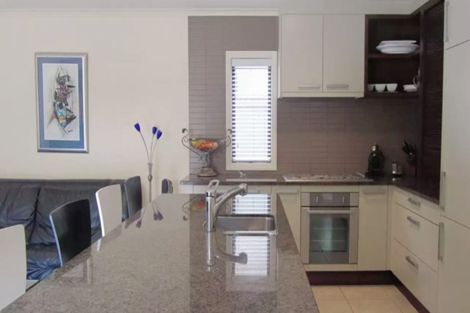 Photo of property in 27 Bridgefield Crescent, Flat Bush, Auckland, 2016