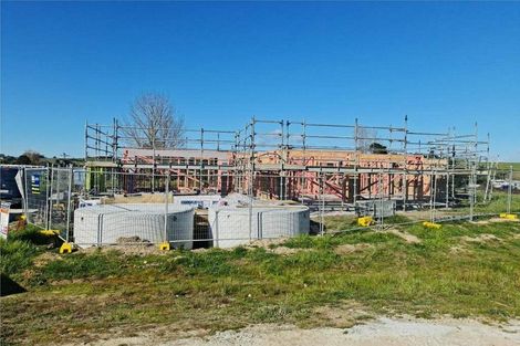 Photo of property in 35 Weka Street, Mangawhai, 0505