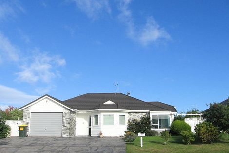 Photo of property in 10 Beachwater Grove, Paraparaumu Beach, Paraparaumu, 5032