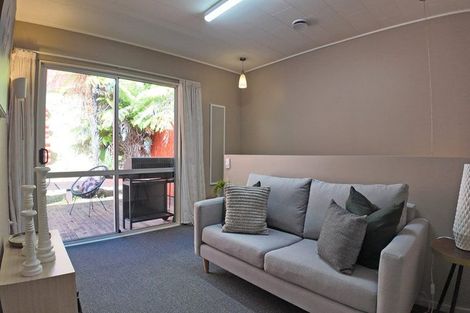 Photo of property in 22b Hillside Drive, Maoribank, Upper Hutt, 5018