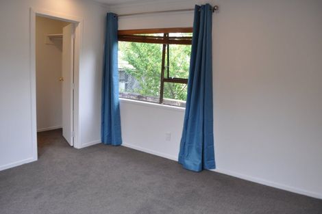 Photo of property in 2/36 Hillcrest Avenue, Hillcrest, Auckland, 0627