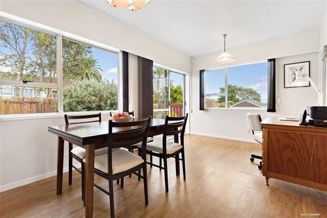 Photo of property in 46 Miltonia Avenue, Te Atatu South, Auckland, 0610